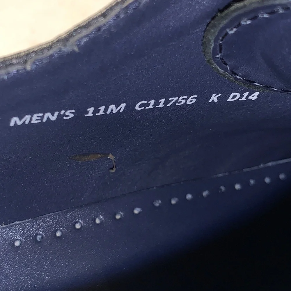 Cole Haan Mens Classic Black Leather Wingtip Oxford Dress Shoes